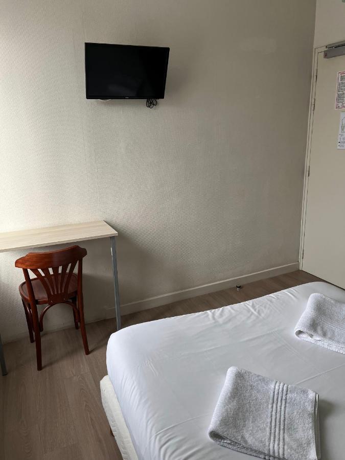 Aux Bons Amis Hotel Reims Kültér fotó