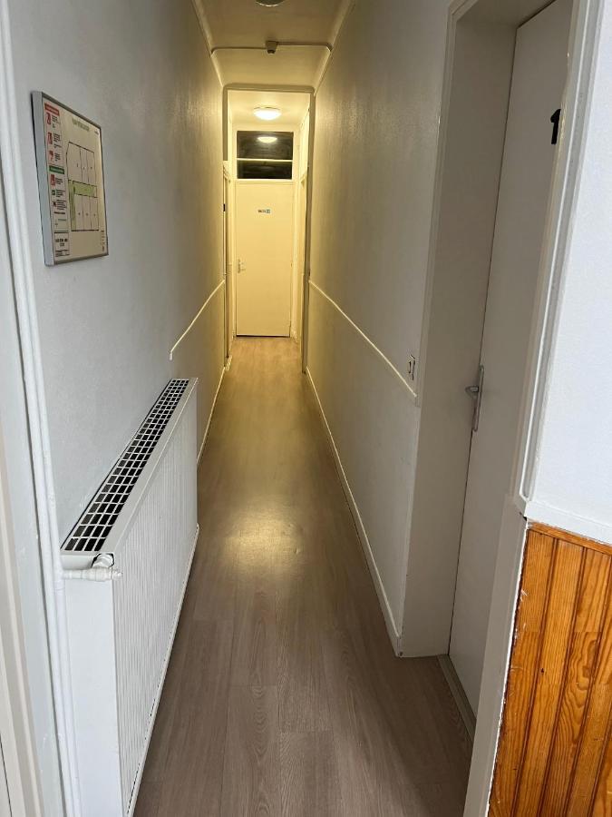 Aux Bons Amis Hotel Reims Kültér fotó