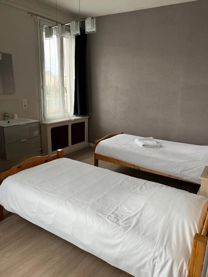 Aux Bons Amis Hotel Reims Kültér fotó